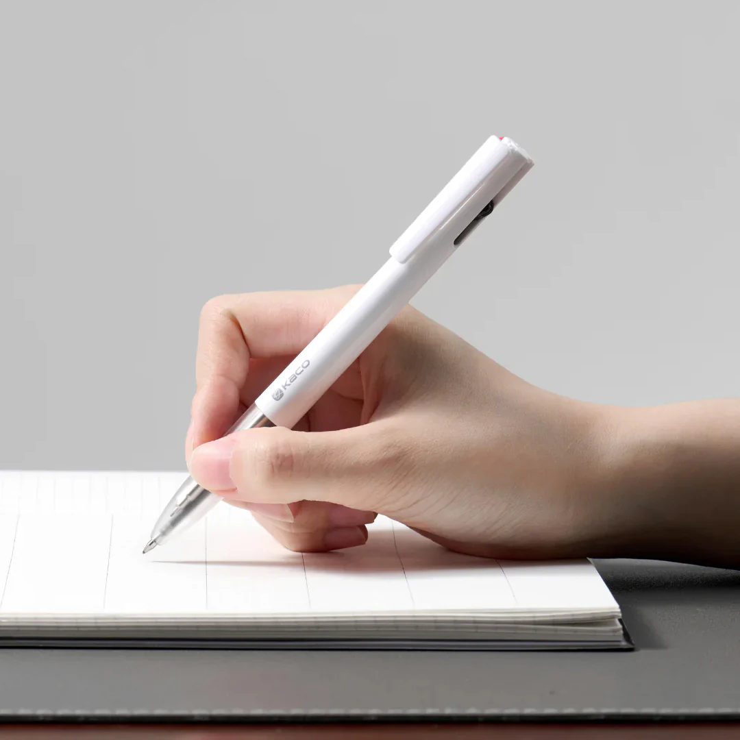 Easy 4 in 1 Multifunctional Pen - Image 4
