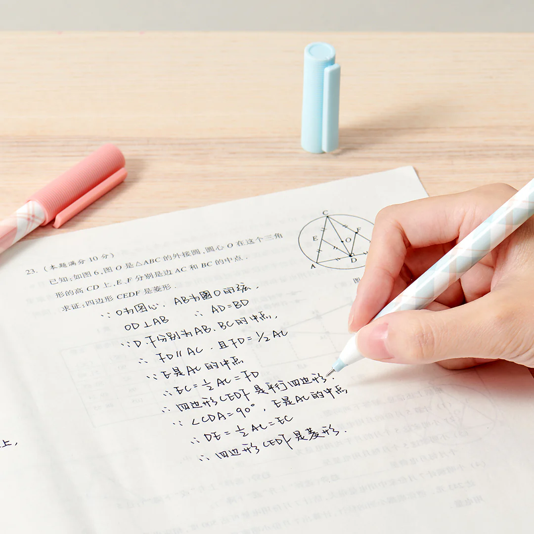 Jumbo Plaid Gel Pen Set - Image 6