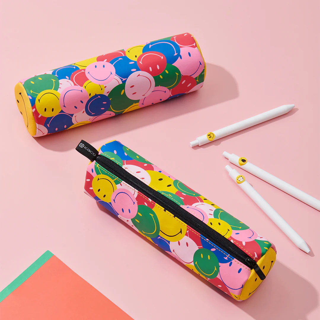 SmileyWorld Cylinder Pen Case - Image 11