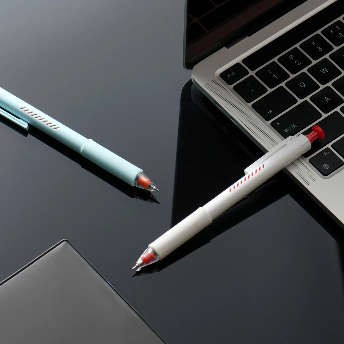 ON Rechargeable Gel Pen Set - Image 6