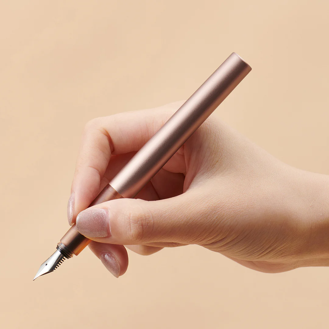 Sky Fountain Pen Red Panda Gift Set - Image 4