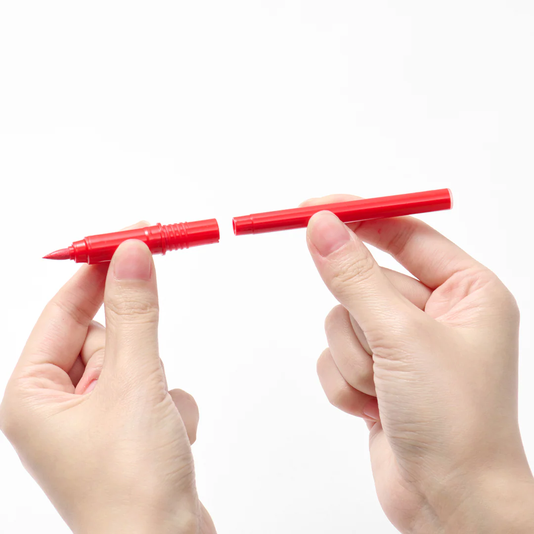 Qioo Acrylic Marker Set - Image 9